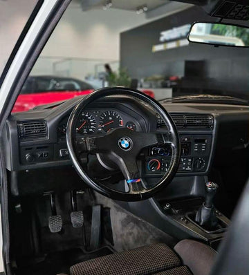 Custom vs. OEM Steering Wheel: Is an Upgrade Really Worth It? - HyperSteering