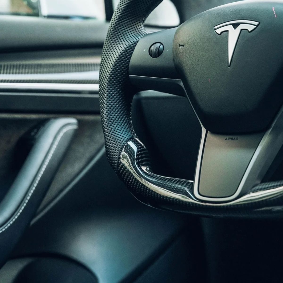 Carbon Fiber Sport Steering Wheel for Tesla Model 3 / Y - HyperSteering