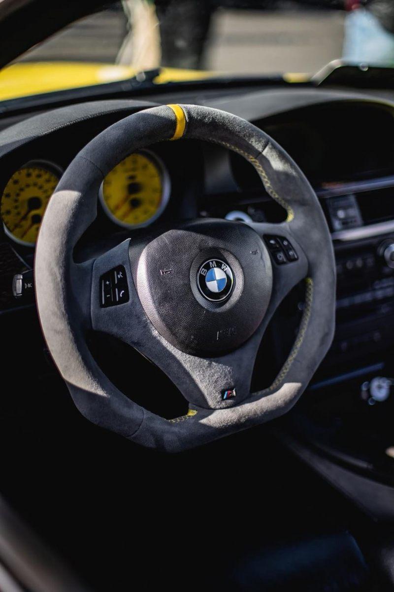Custom Steering Wheel - 05 - 13 BMW 1/3/X1/X3/M3 Series M Sport| E90 E91 E92 E93 E82 E88 E84 E83 by HyperSteering - HyperSteering