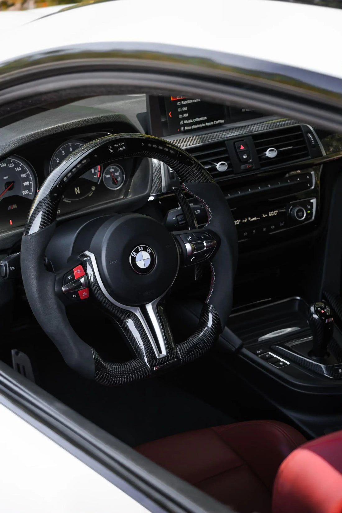 Custom Steering Wheel 10 - 18 BMW M5 M6 DCT | F10 F12 F13 by HyperSteering - HyperSteering