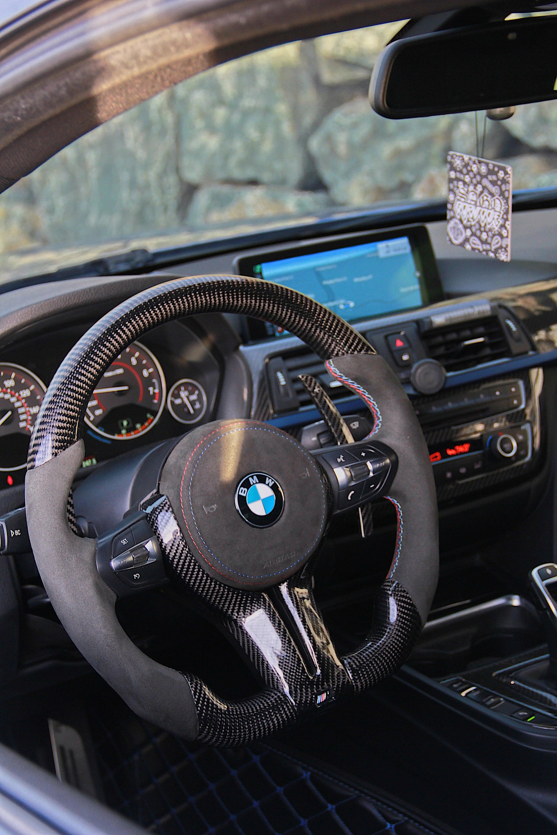 Custom Steering Wheel 10 - 18 BMW M5 M6 DCT | F10 F12 F13 by HyperSteering - HyperSteering