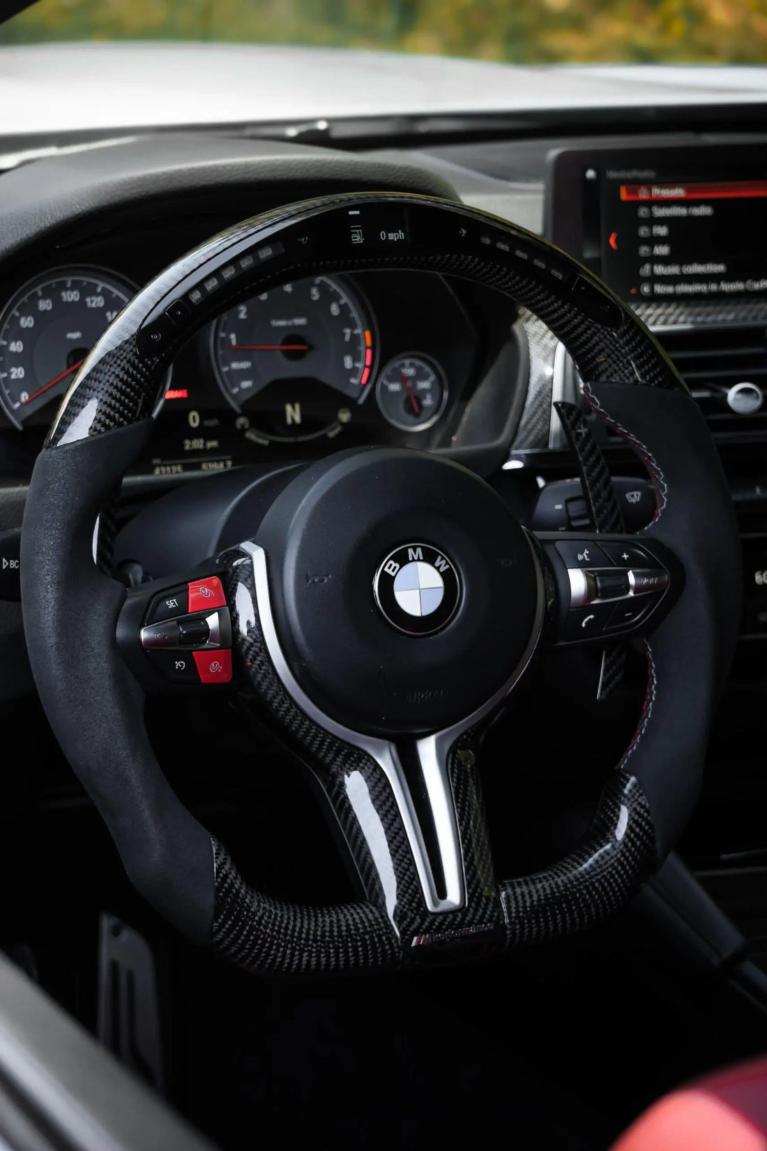 Custom Steering Wheel 10 - 18 BMW M5 M6 DCT | F10 F12 F13 by HyperSteering - HyperSteering