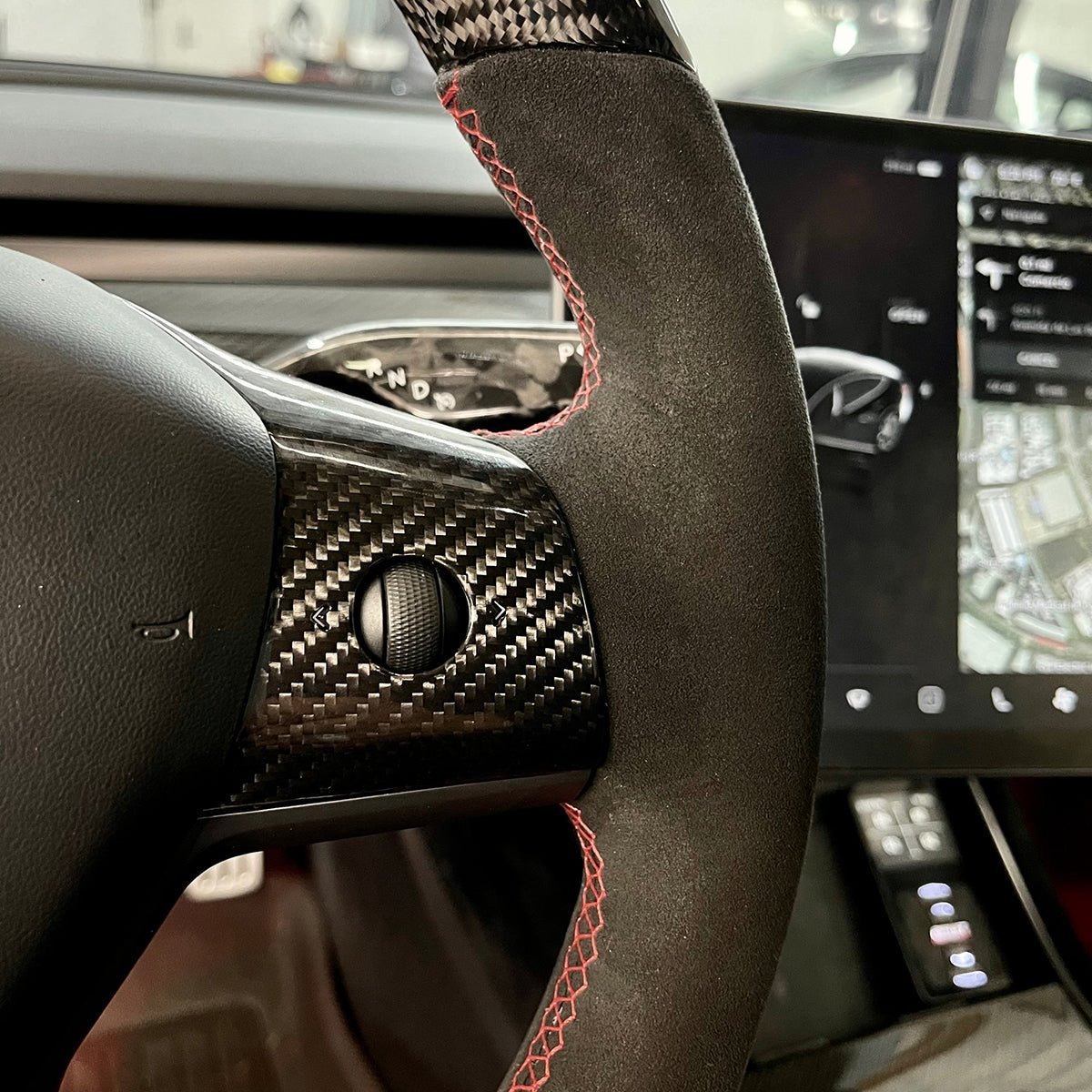 Model 3 / Y Round Suede Steering Wheel - HyperSteering