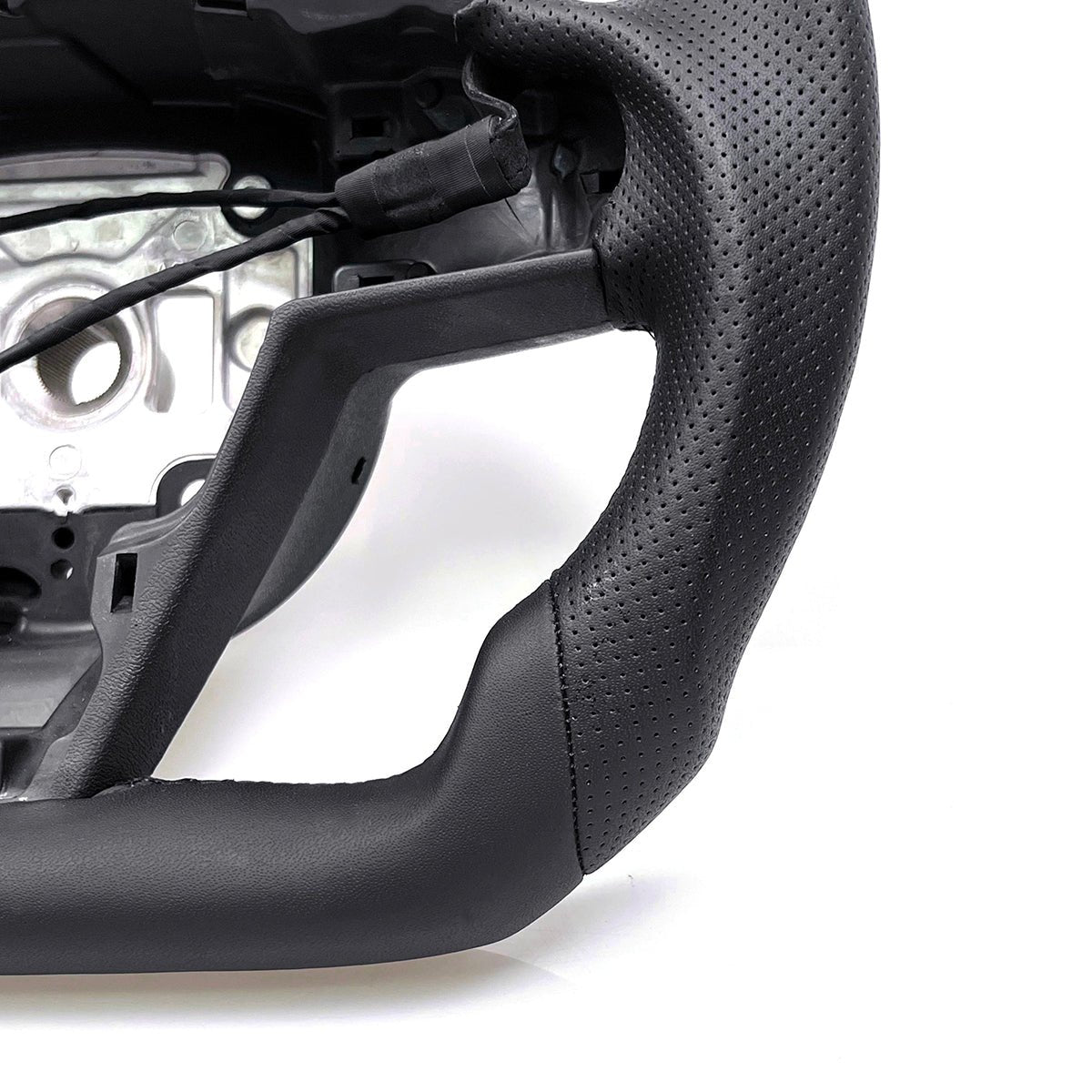 Round Steering Wheel Replacement for Tesla Model S / X 2021 - 2025 - HyperSteering