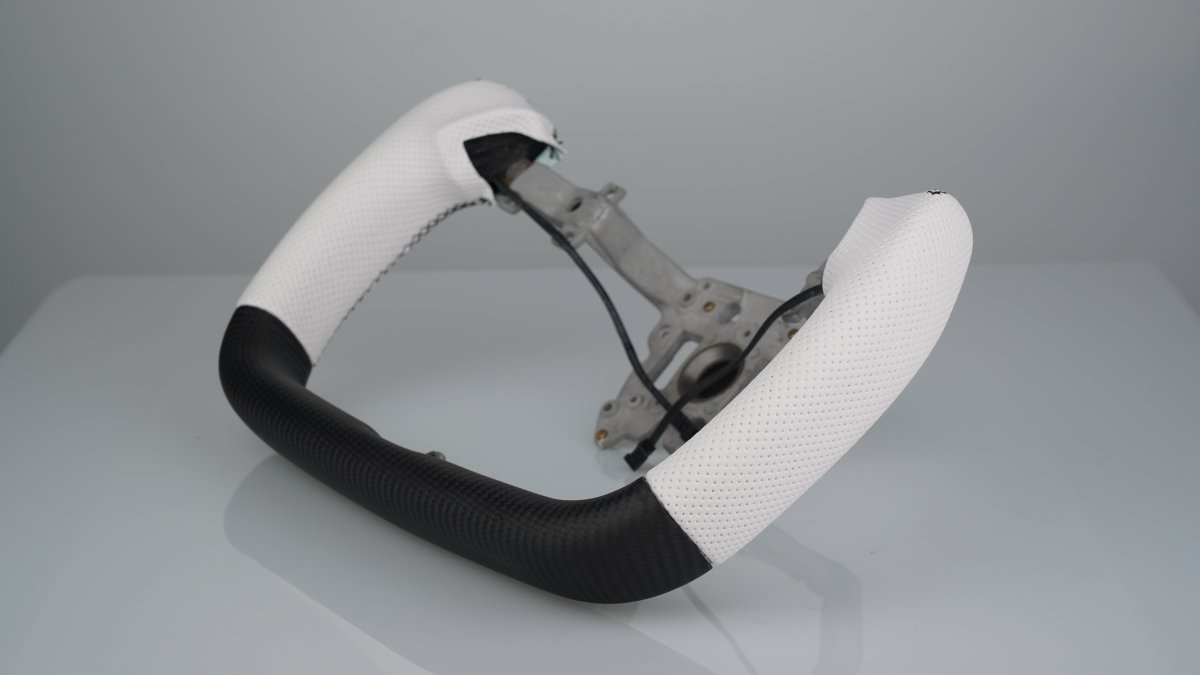 Yoke Steering Wheel Upgrade For Tesla Model 3 Highland & New Model Y - HyperSteering